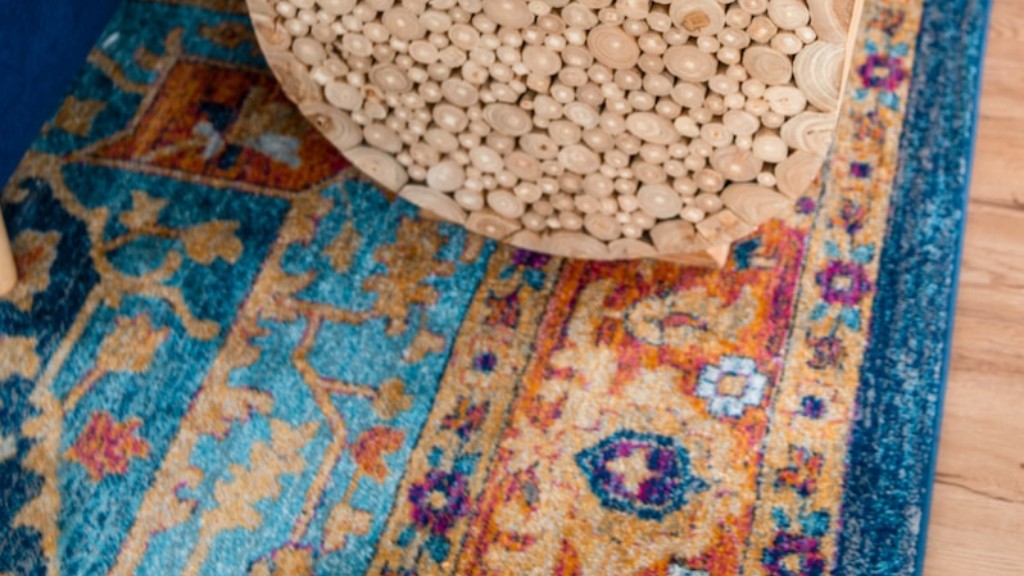 How to remove food stains from carpet?